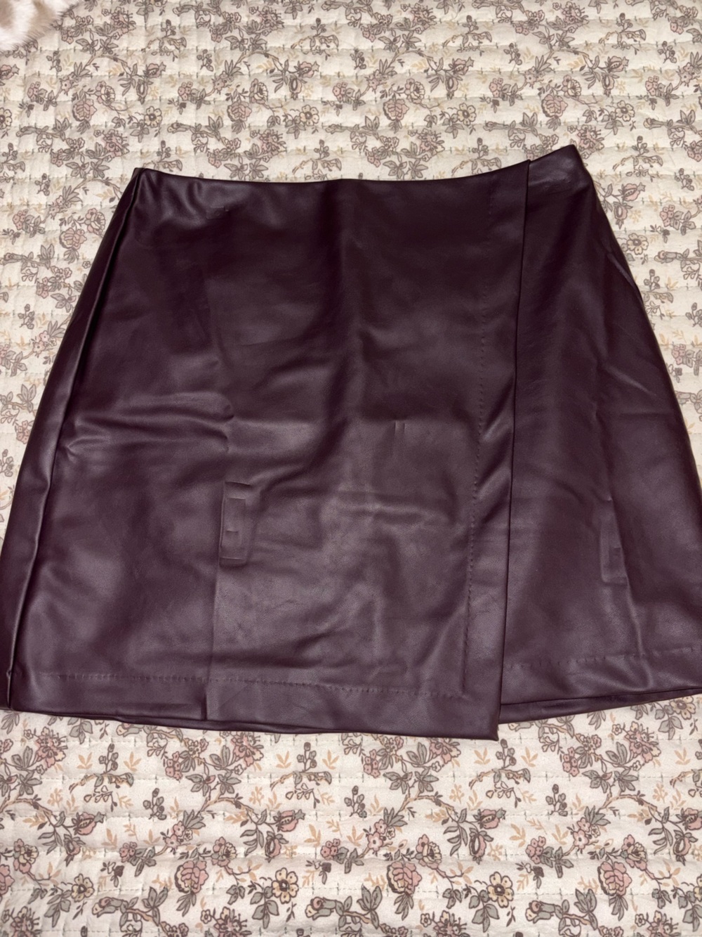 Old Navy Leather skort